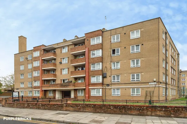 Darling Row, London, E1, photo 1