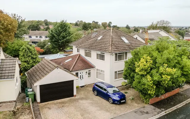 Charnhill Crescent, Mangotsfield, BS16, photo 2