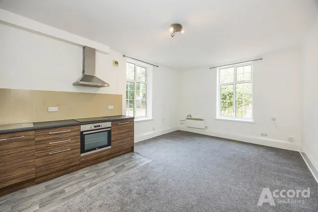 Astra Close, Hornchurch, RM12, photo 2