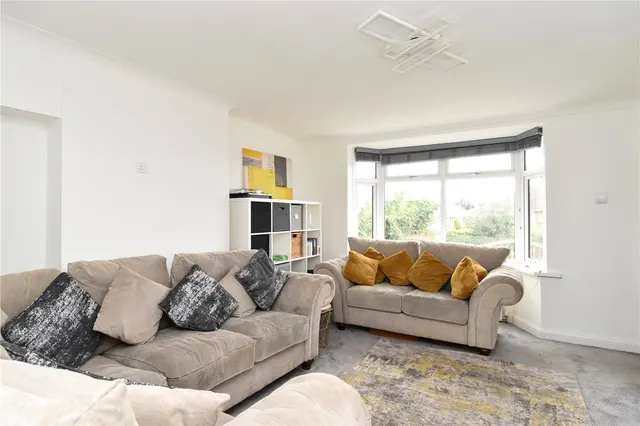 Photo 3 — Kendal Rise Road, Rednal, Birmingham, B45 9PX