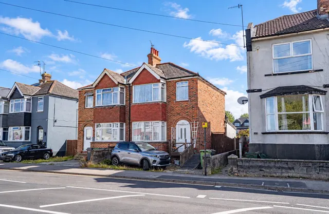 Bexhill Road, St. Leonards-On-Sea, photo 1