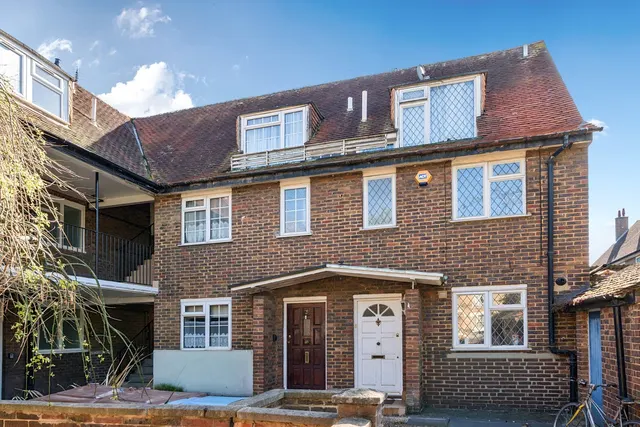 Penton Place, SE17, photo 1