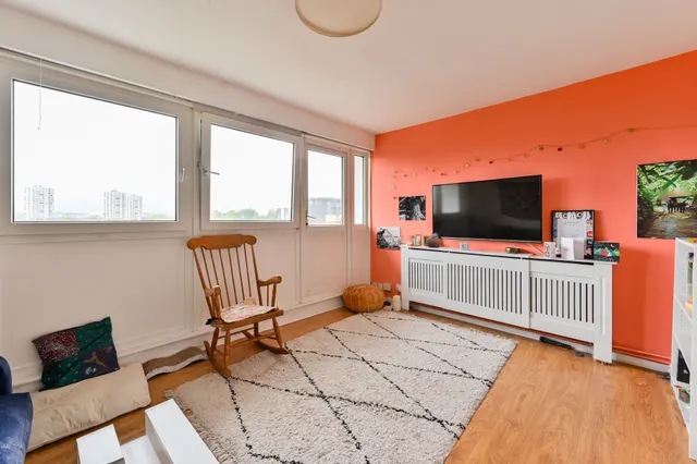 23 Napier House, Cooks Road, London, photo 1