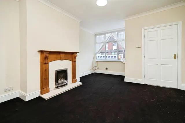 Strathmore Street, Leeds, LS9, photo 3