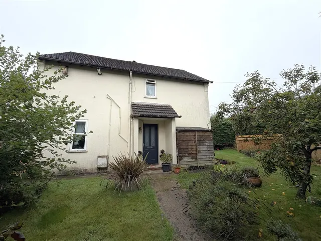 Penarwyn Road, St. Blazey, photo 1