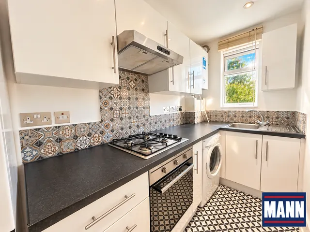 Burnt Ash Hill, SE12, photo 2