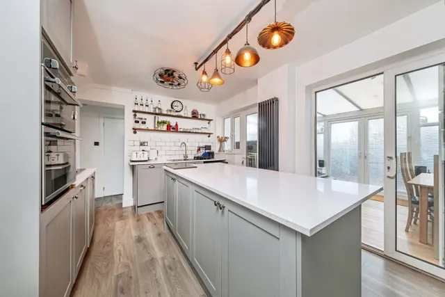 Byron Drive, Newport Pagnell, MK16, photo 3
