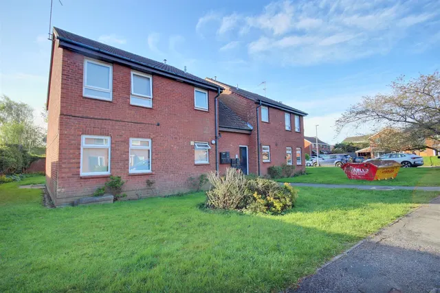 Thurlow Avenue, Beverley, photo 1