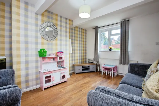 Ruskin Road, Mansfield, NG19, photo 2