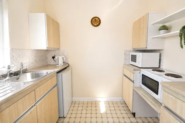 Mount Hermon Road, Woking, GU22, photo 3