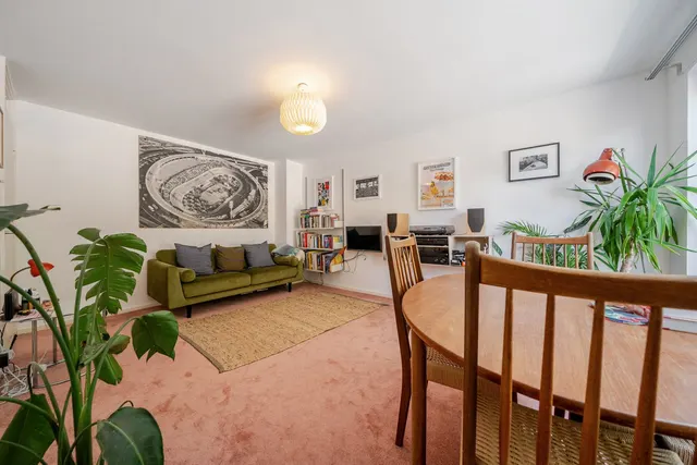Photo 2 — Ewart Road, SE23