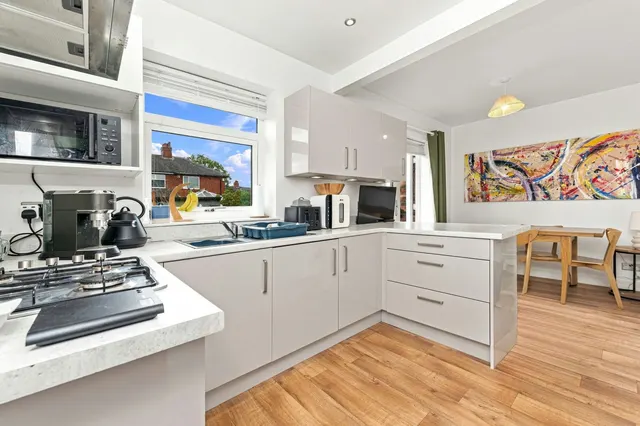 Lyndhurst Road, Scholes, LS15, photo 3