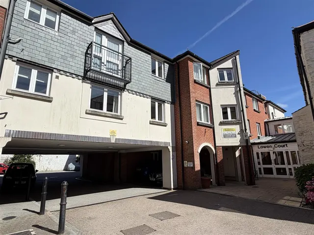 Quay Street, Truro, photo 1