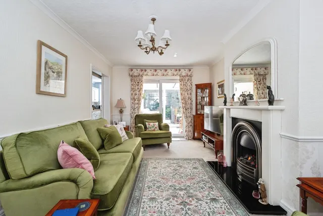 Photo 3 — Elsdon Drive, Manchester, Greater Manchester, M18