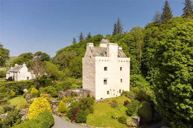 Photo 3 — Barholm Castle, Gatehouse of Fleet, Castle Douglas, Kirkcudbrightshire, DG7 2EZ
