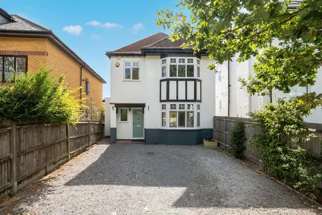 South Norwood Hill, South Norwood, London, SE25, photo 1