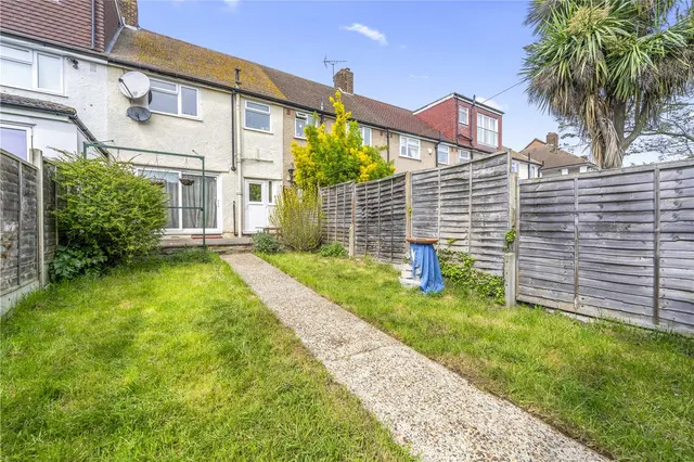 Photo 2 — Selkirk Road, Twickenham, TW2 6PT