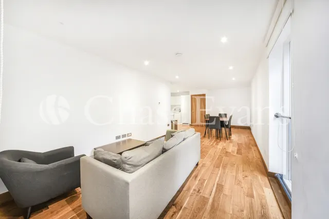 Maygrove Road, West Hampstead, NW6, photo 2