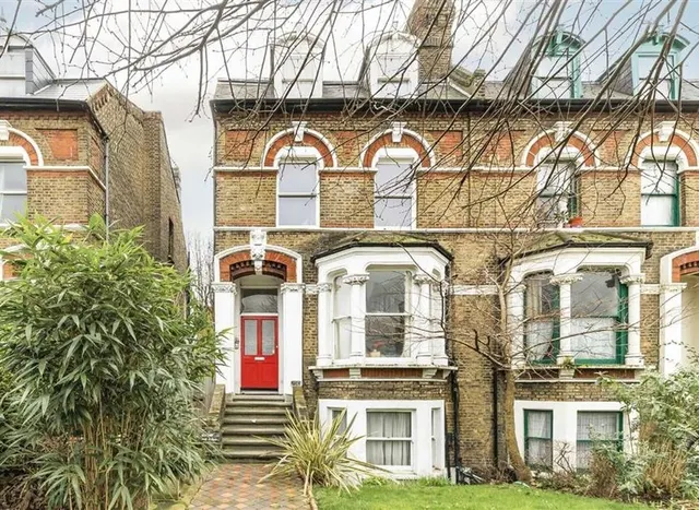 New Cross Road, New Cross, SE14, photo 1