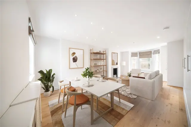 2 bedroom flat — Burlington Road, Fulham, London, SW6
