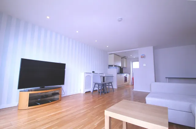 Photo 3 — 18 McPherson Street, Glasgow, G1 5AJ
