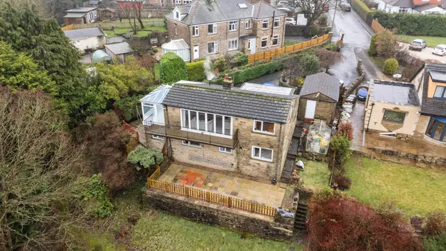 Tweedy Street, Wilsden, BD15, photo 1