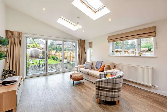 Nursery Lane, Wilmslow, SK9, photo 3