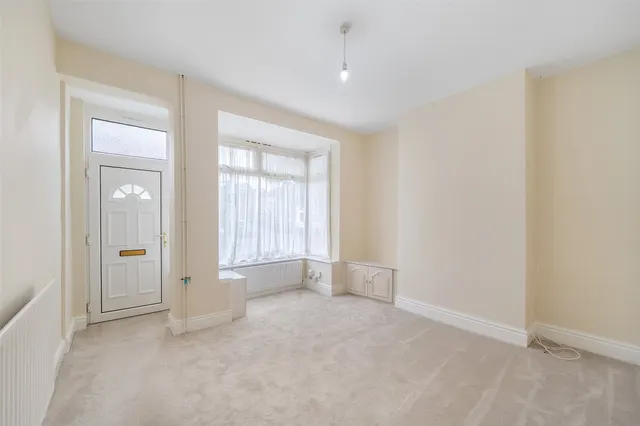 York Road, Kings Heath, B14, photo 2