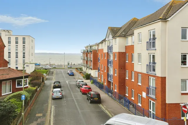 Photo 2 — High Street, Lee-On-The-Solent