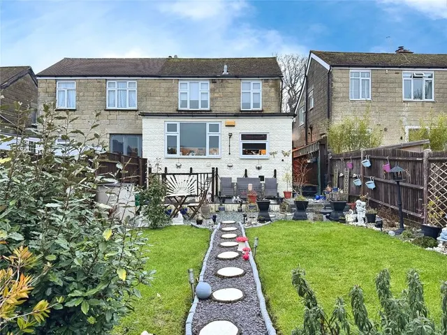 Photo 2 — Elphinstone Road, Hastings, East Sussex, TN34