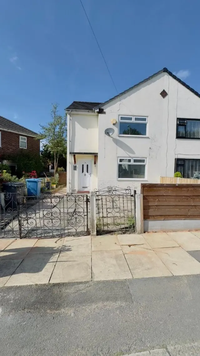 Beechfield Road, Swinton, M27, photo 1
