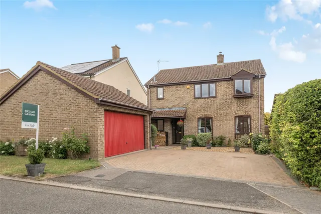 Hawkswood, Olney, MK46, photo 1