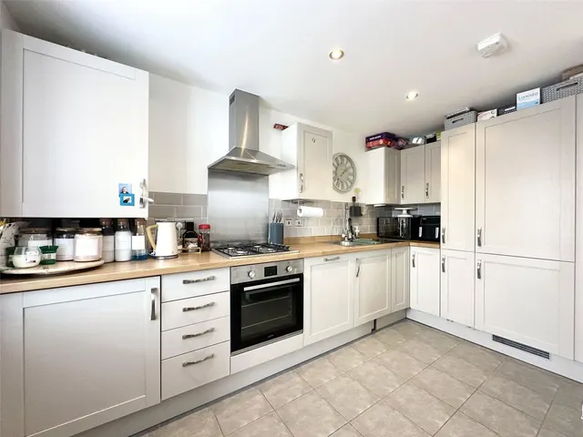 Norton Lane, Greenhithe, DA9, photo 3