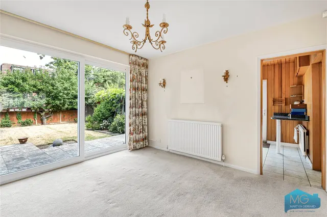 Howcroft Crescent, London, N3, photo 2