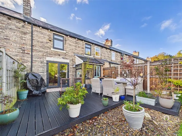 Albert Street, Victoria Garesfield, NE39, photo 1