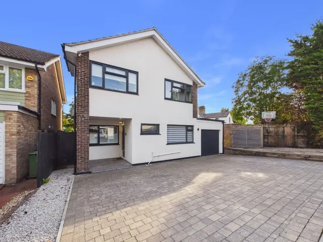 4 bedroom house, Bassingbourn, SG8
