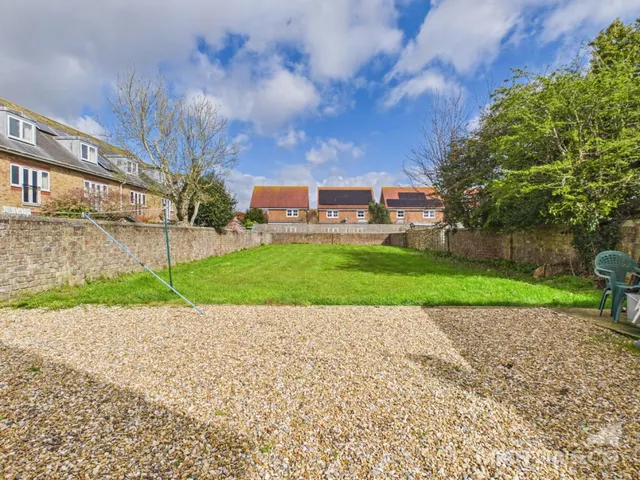 Photo 2 — Ellasdale Road, Bognor Regis, West Sussex