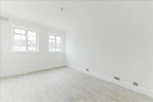 Durnsford Road, Wimbledon, photo 2