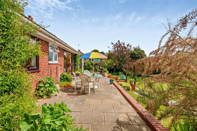 Downs Close, Eastbury, RG17, photo 1