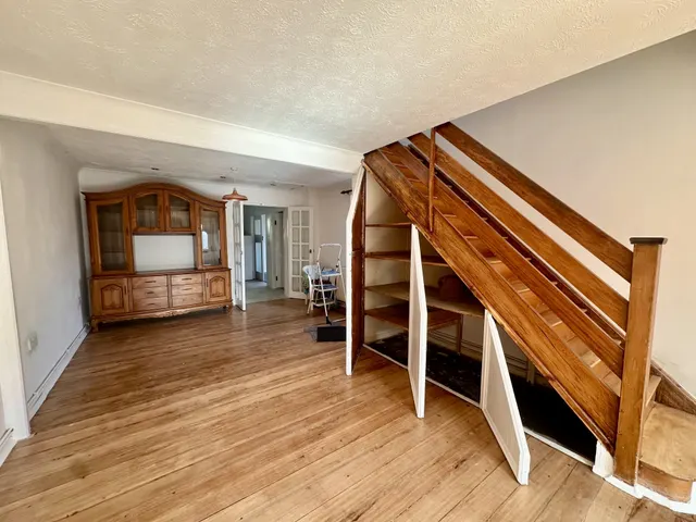 Falcon View, Badger Farm, SO22, photo 2