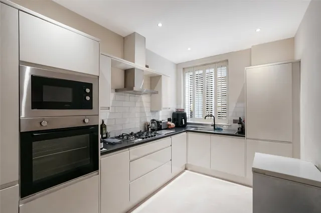 Jackson Place, Bearsden, G61, photo 3