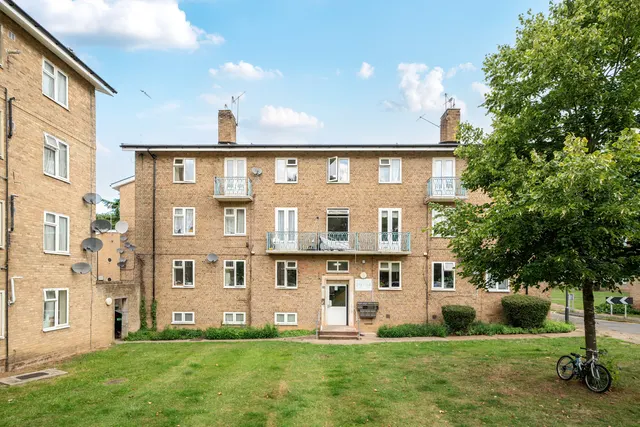 Pinner Grove, Pinner, HA5, photo 1