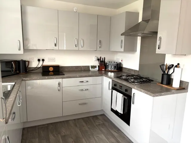 Sylvester Court, New Rossington, DN11, photo 2