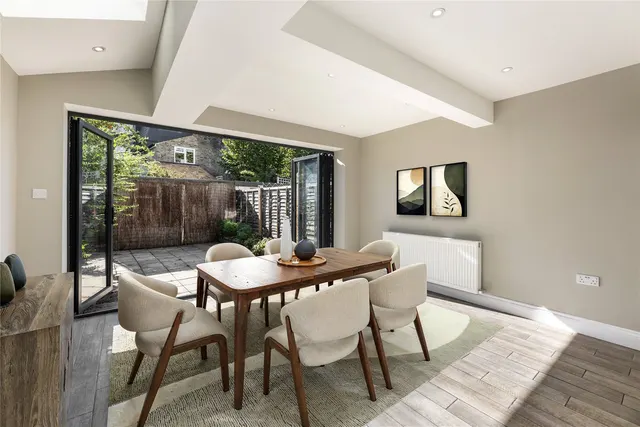 Brathway Road, London, SW18, photo 2