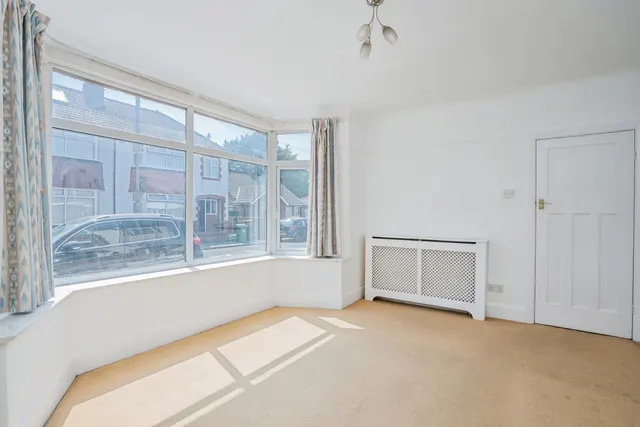 Pangbourne Avenue, Portsmouth, PO6, photo 2