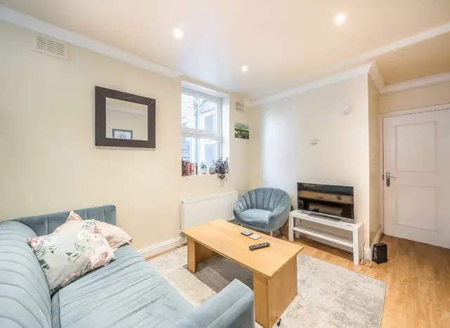 Cato Road, Clapham, SW4, photo 3