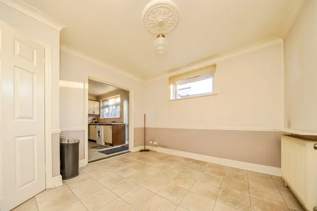 Photo 2 — Thorpe Road, Clacton-On-Sea