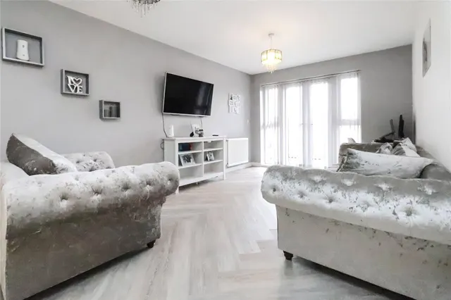 Morris Drive, Belvedere, DA17, photo 2