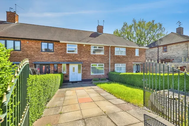 Southchurch Drive, Nottingham, Nottinghamshire, NG11, photo 1