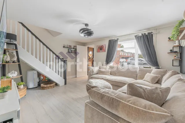 Colesborne Close, Worcester, WR4, photo 3